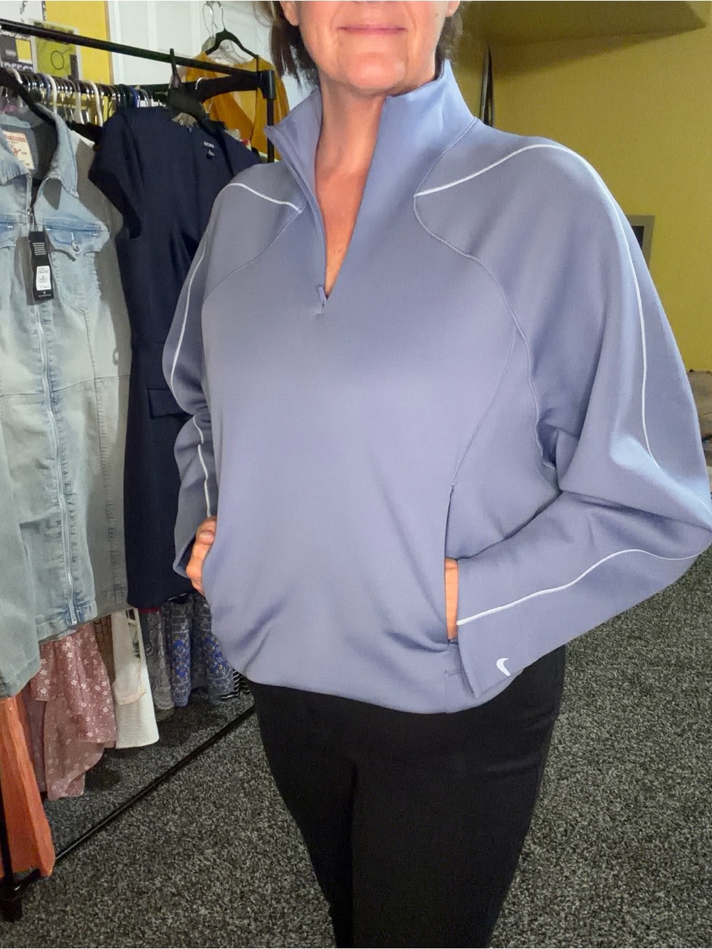 NWT Nike Universa Women’s Dri-FIT 1/4-Zip Top M Lavender